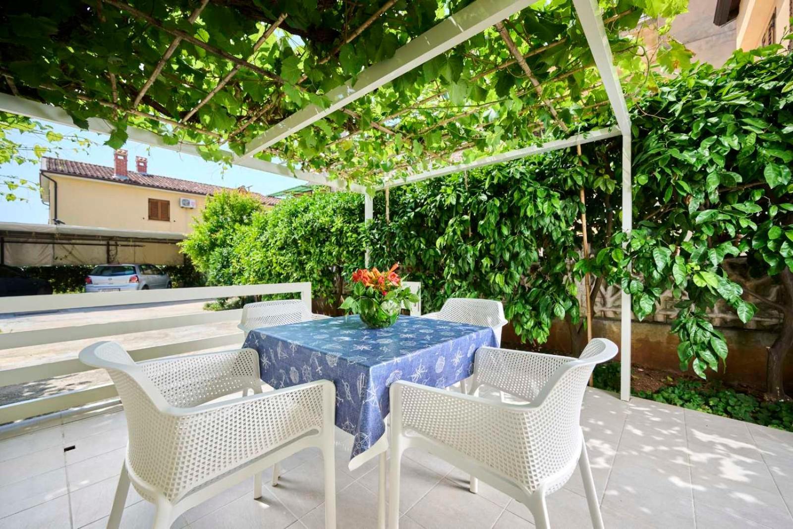 Apartman Ema Novigrad Istria Eksteriør billede